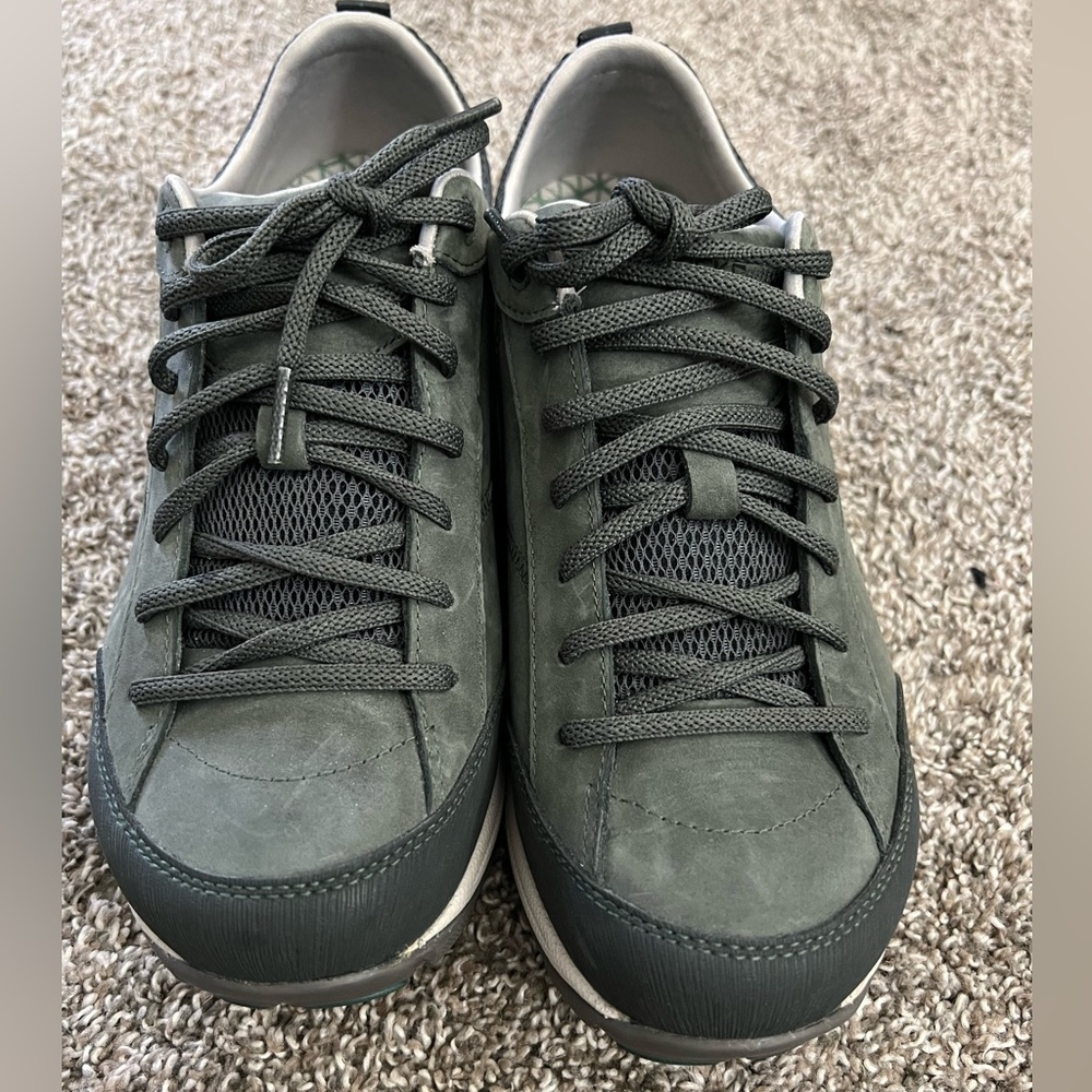Dansko Paisley waterproof shoes.